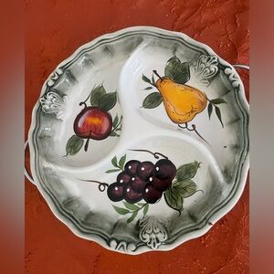 Regina collection ceramic dish with holder